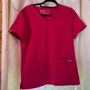 Figs scrub top